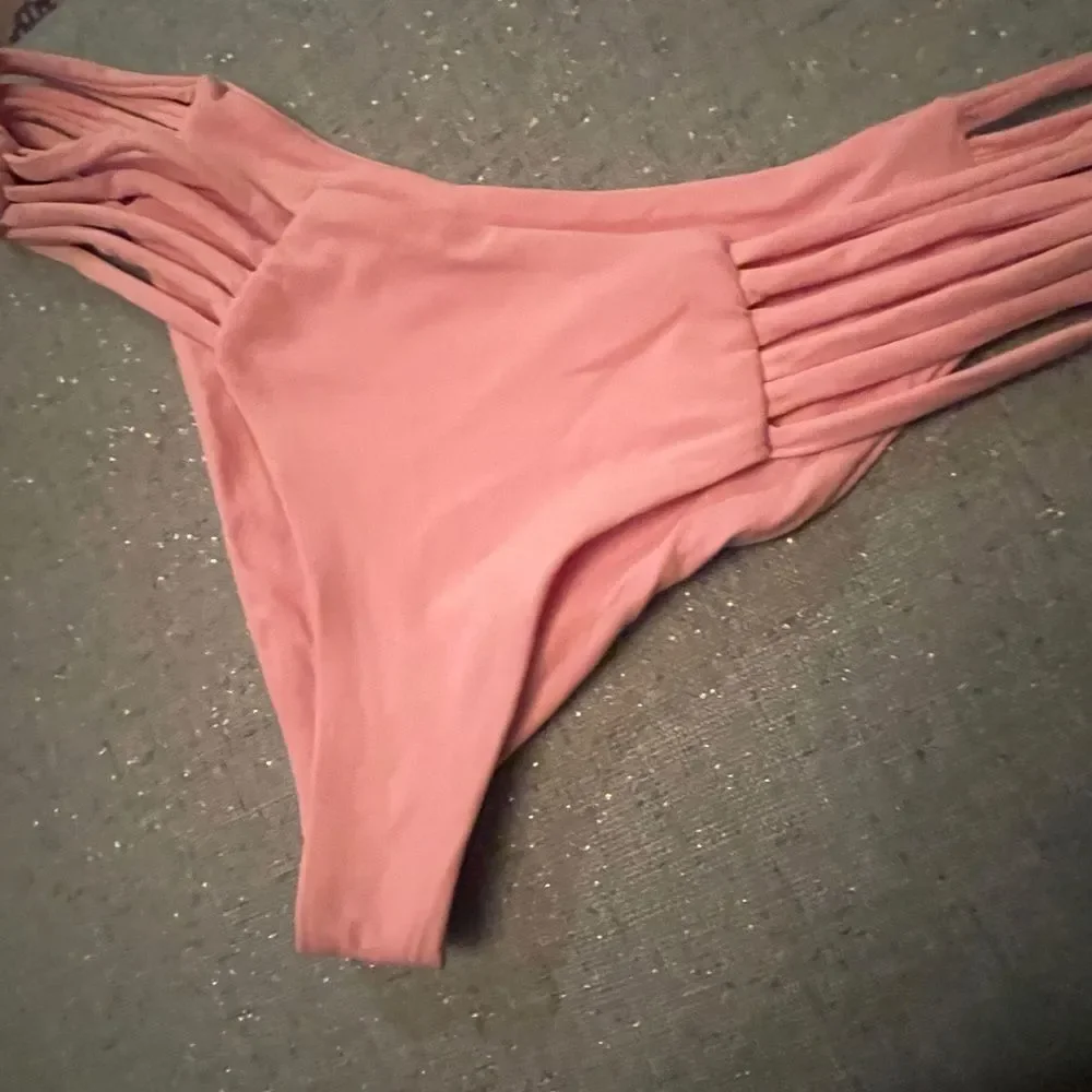 Frankie's Bikini Bottom Pink
